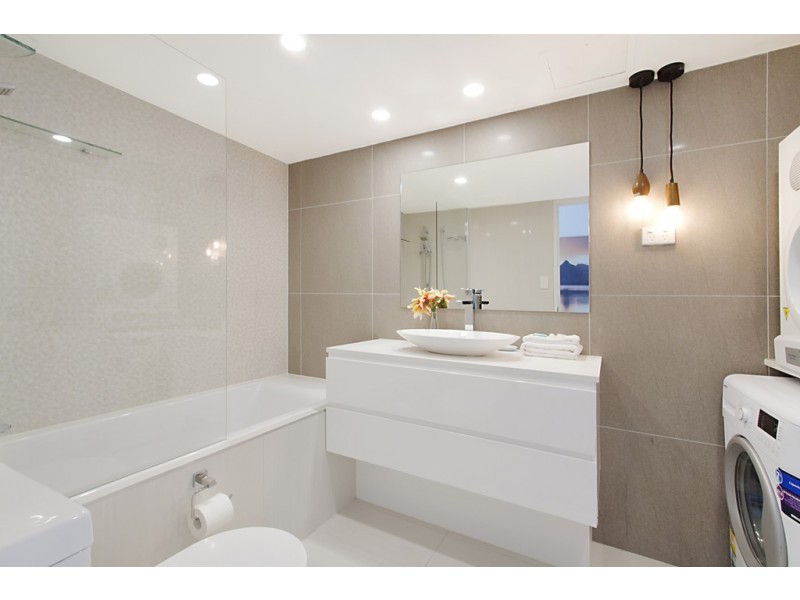 Unit 22D ‘Peninsula’ 5 Clifford Street, Surfers Paradise QLD 4217