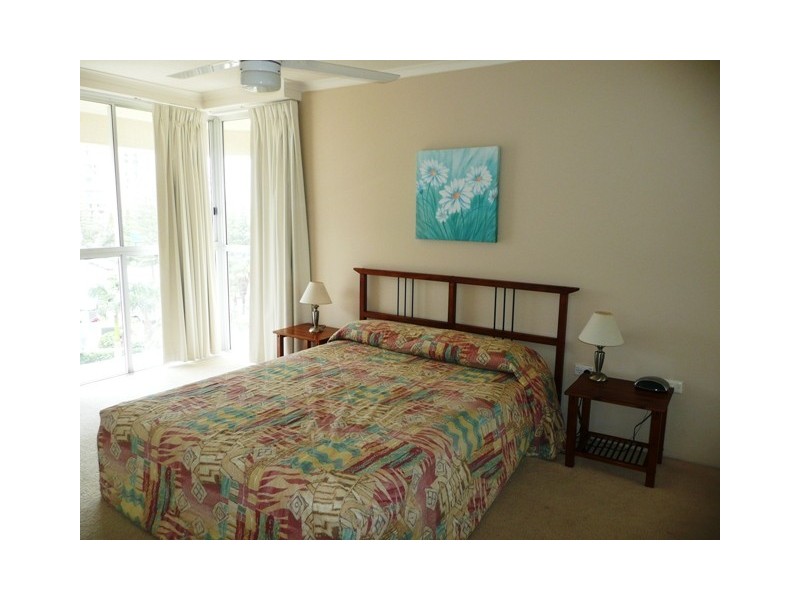 Unit 504 Baronnet, Surfers Paradise QLD 4217
