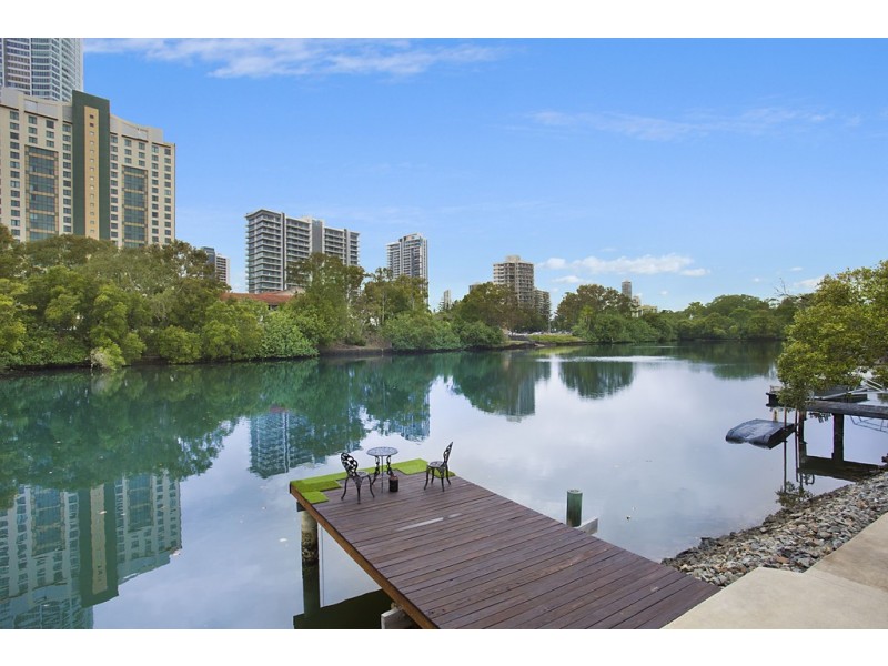 Unit 8/ 55-56 Paradise Island, Surfers Paradise QLD 4217