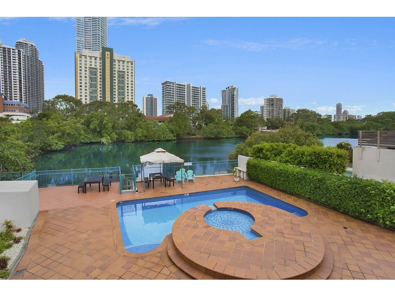 Unit 8/ 55-56 Paradise Island, Surfers Paradise QLD 4217