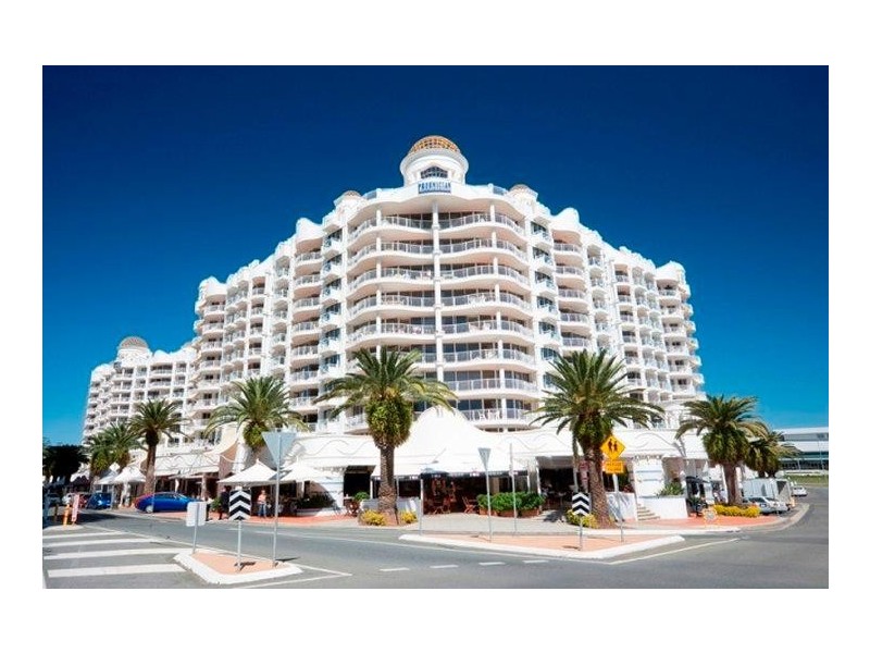 24 Queensland Avenue, Broadbeach QLD 4218