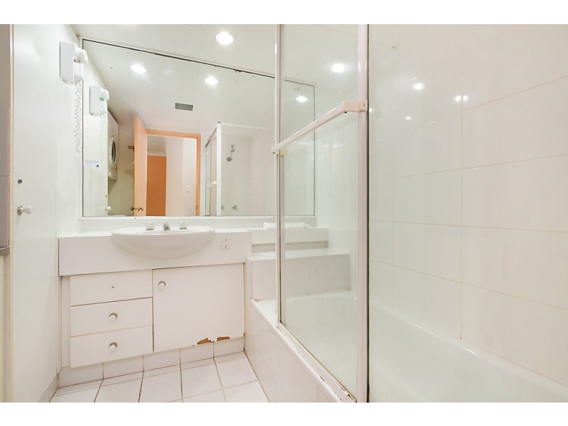 Unit 31 ‘Anchordown’ 27 Peninsular Drive, Surfers Paradise QLD 4217