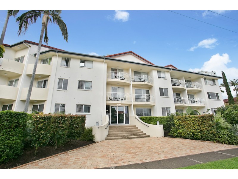 Unit 31 ‘Anchordown’ 27 Peninsular Drive, Surfers Paradise QLD 4217