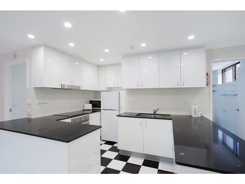 Unit 80 ‘Enderley Gardens’ 38 Enderley Avenue, Surfers Paradise QLD 4217