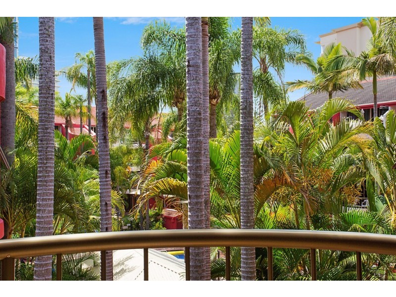 Unit 80 ‘Enderley Gardens’ 38 Enderley Avenue, Surfers Paradise QLD 4217