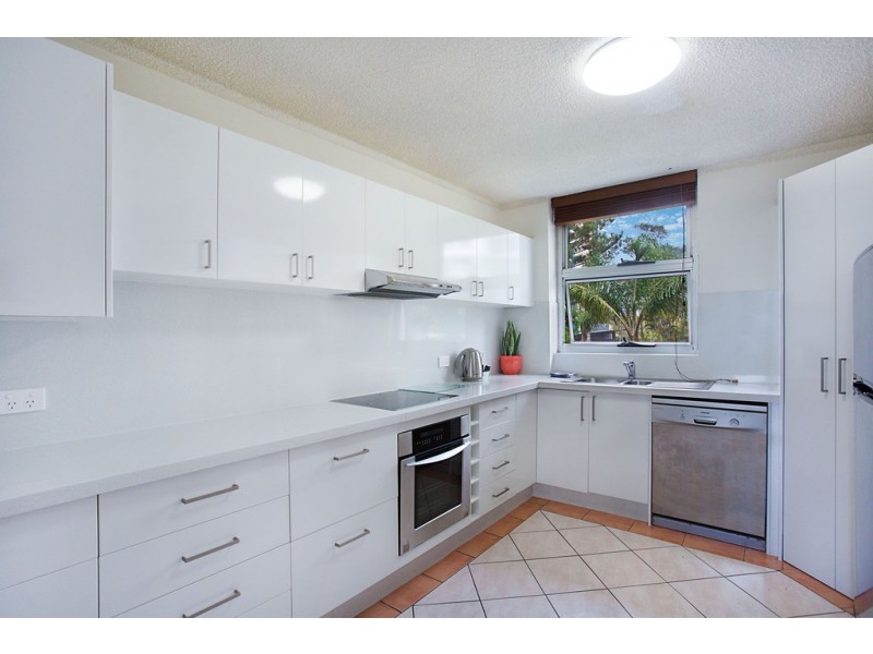 21 ‘Durham Court’ Clifford Street, Surfers Paradise QLD 4217