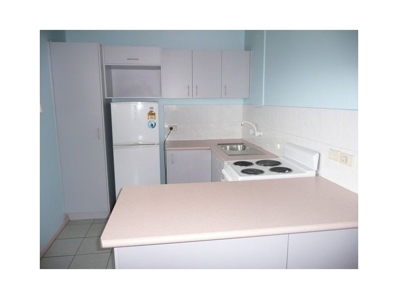 Unit 98 Paradise Towers, 3049 Surfers Paradise Blvd, Surfers Paradise QLD 4217