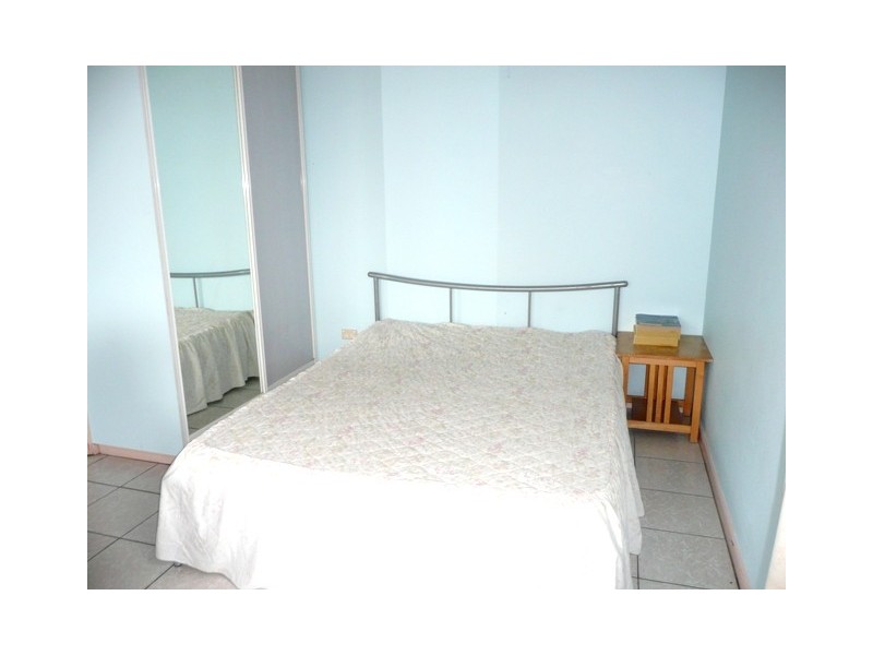 Unit 98 Paradise Towers, 3049 Surfers Paradise Blvd, Surfers Paradise QLD 4217