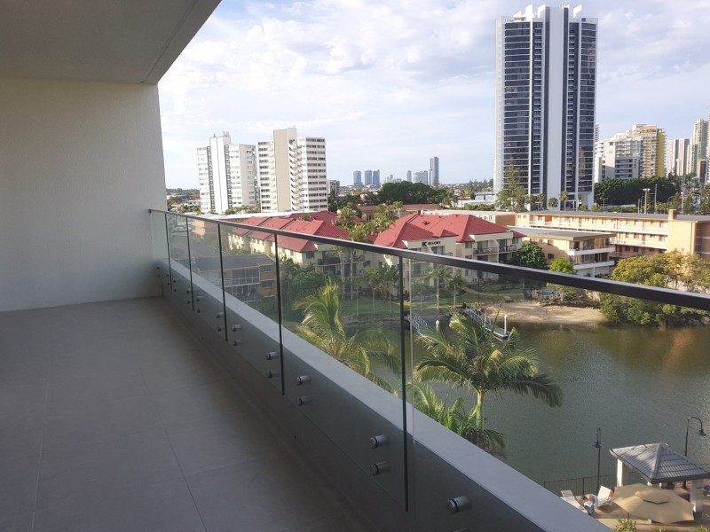 11 paradise island, Surfers Paradise QLD 4217