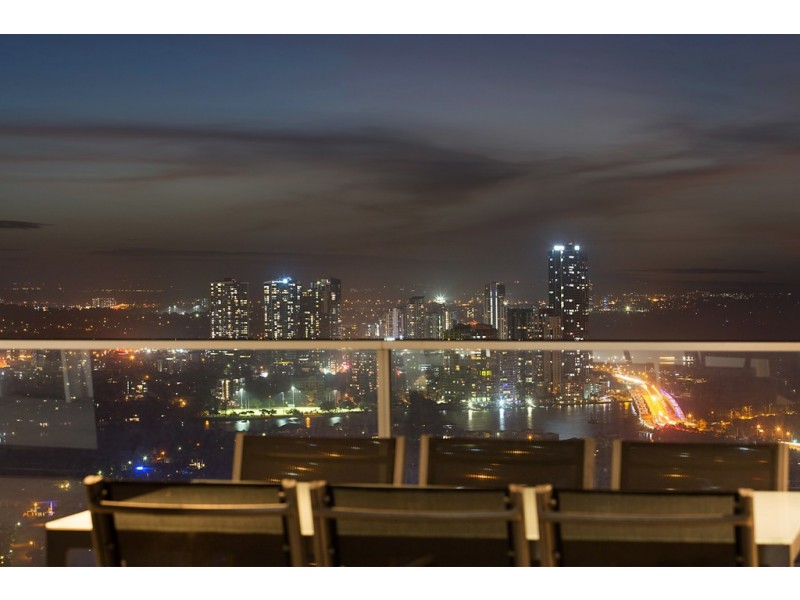 Unit 2501 ‘Circle on Cavill’ 9 Ferny Avenue, Surfers Paradise QLD 4217