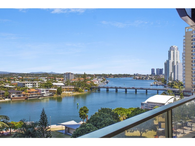 Unit 1066 ‘Circle on Cavill’ 9 Ferny Avenue, Surfers Paradise QLD 4217