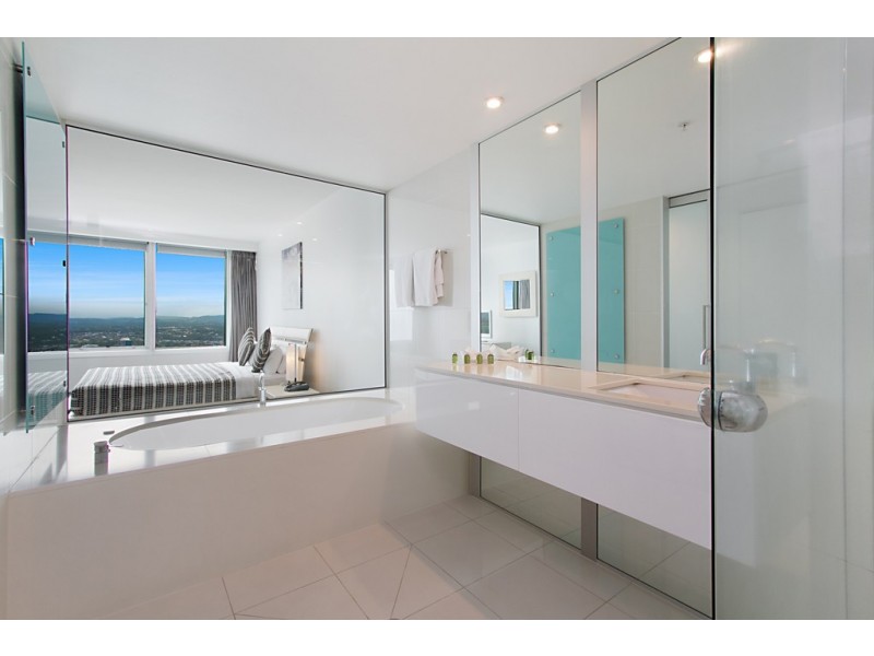 9 Hamilton Avenue, Surfers Paradise QLD 4217