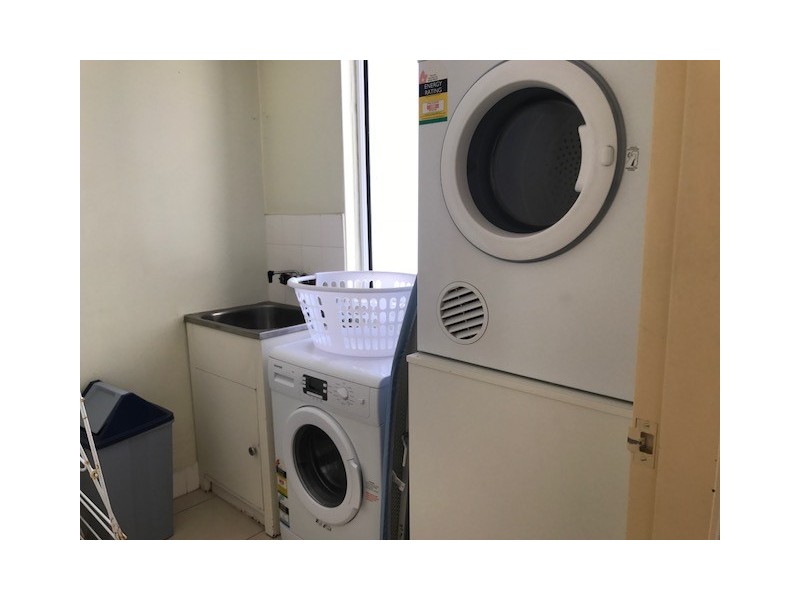 4 Clifford Street, Surfers Paradise QLD 4217