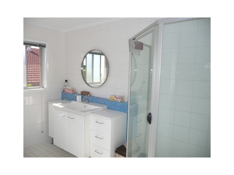 Unit 8 146 Surf Parade, Broadbeach QLD 4218