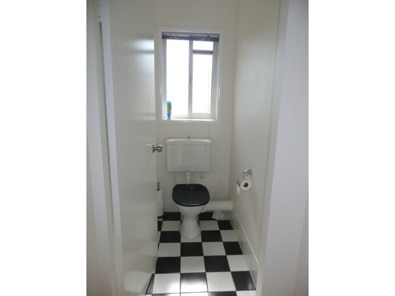 Unit 8 146 Surf Parade, Broadbeach QLD 4218