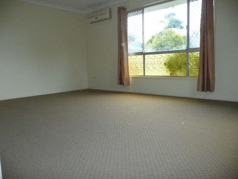 28 Crinum Crescent, Southport QLD 4215