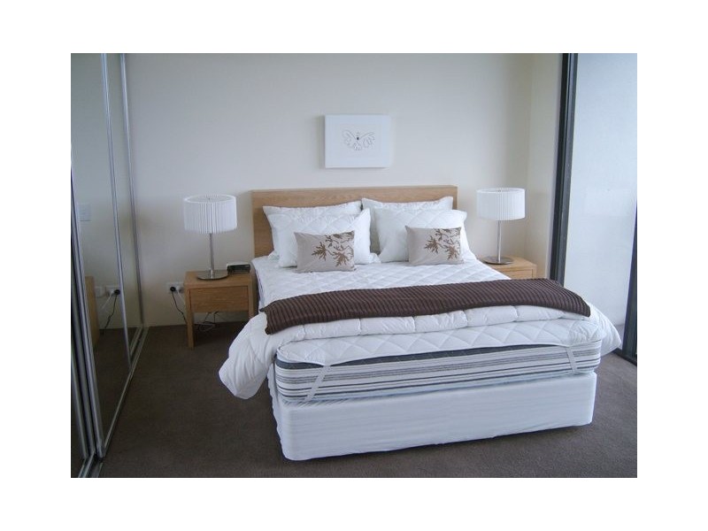 Unit  901 Avalon 4 Wahroonga Place, Surfers Paradise QLD 4217