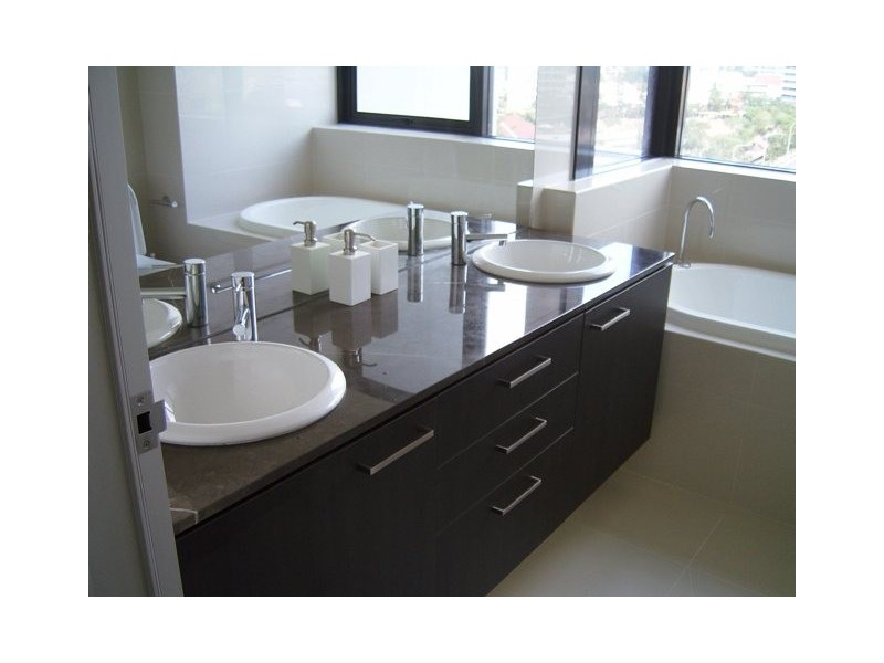 Unit  901 Avalon 4 Wahroonga Place, Surfers Paradise QLD 4217