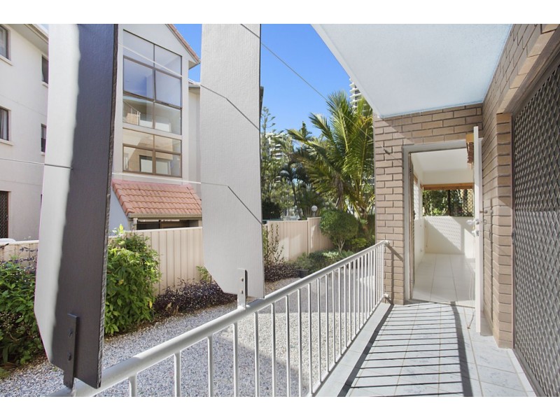 11 Old Burleigh Road, Surfers Paradise QLD 4217