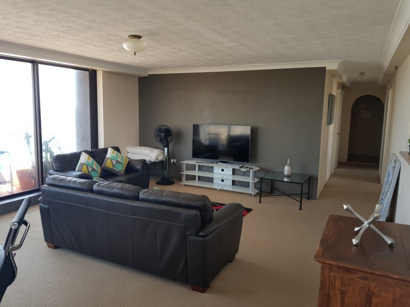 4 Thornton Street, Surfers Paradise QLD 4217