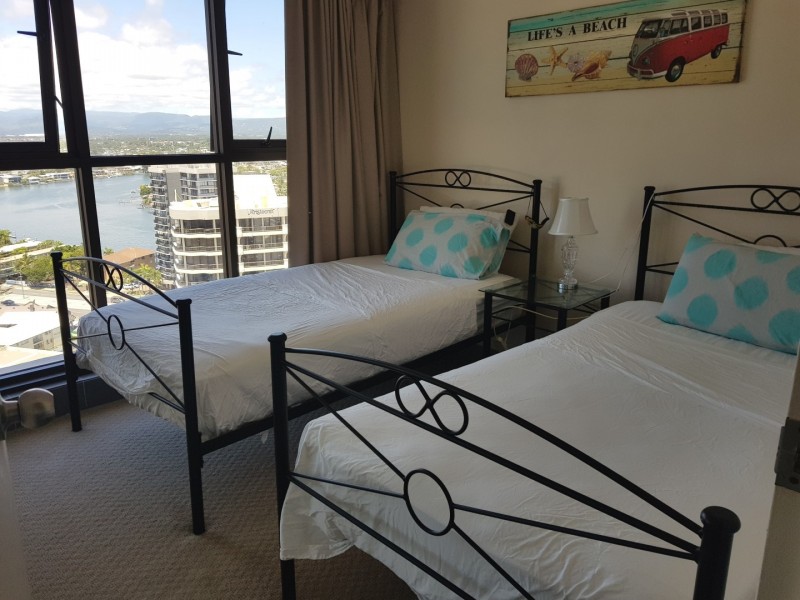 4 Thornton Street, Surfers Paradise QLD 4217