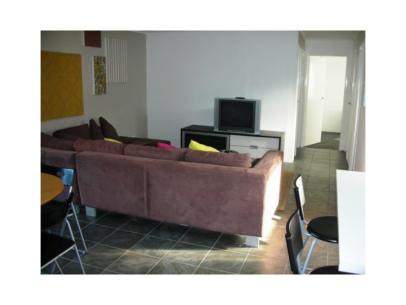 6/4 Baker Avenue, Labrador QLD 4215