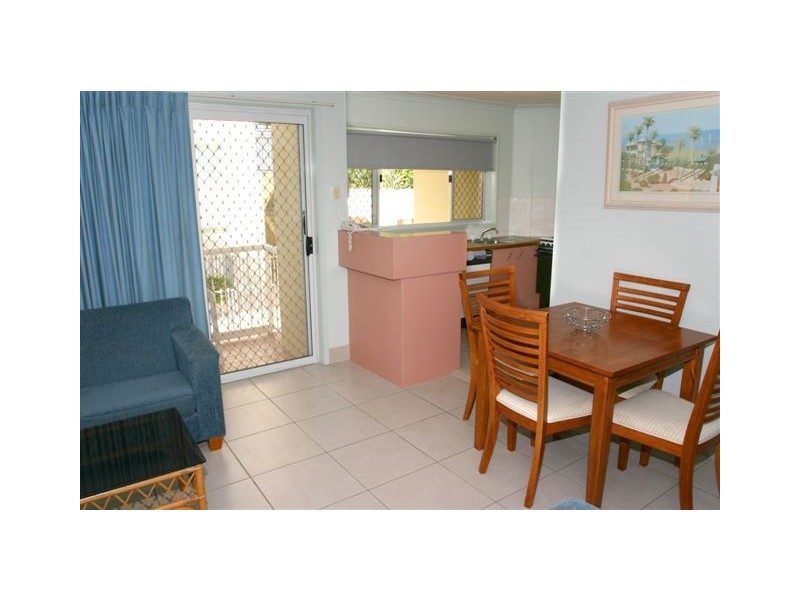 Unit 13 11 Frederick Street, Surfers Paradise QLD 4217