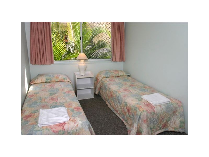 Unit 13 11 Frederick Street, Surfers Paradise QLD 4217