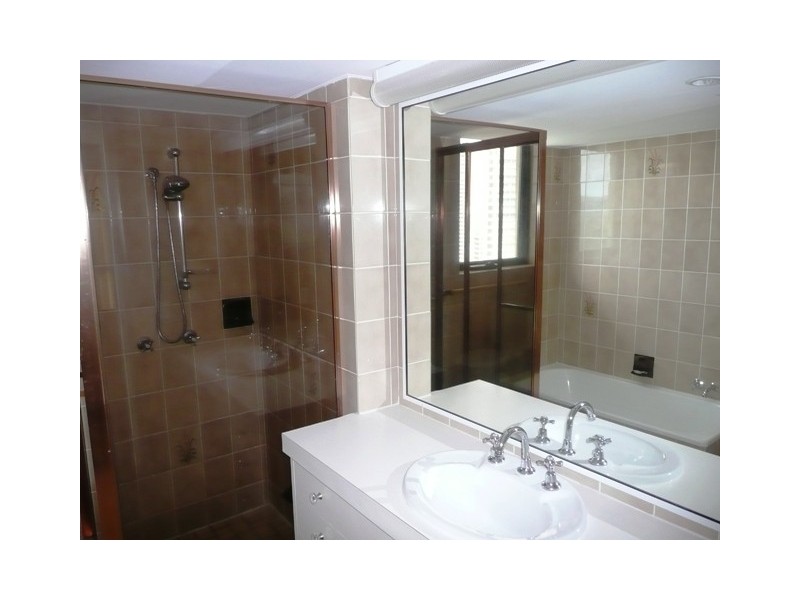 Unit 87 Acapulco, 4 Thornton Street, Surfers Paradise QLD 4217