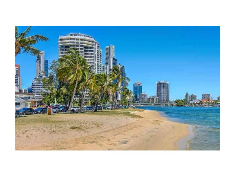 3 Oak Avenue, Surfers Paradise QLD 4217