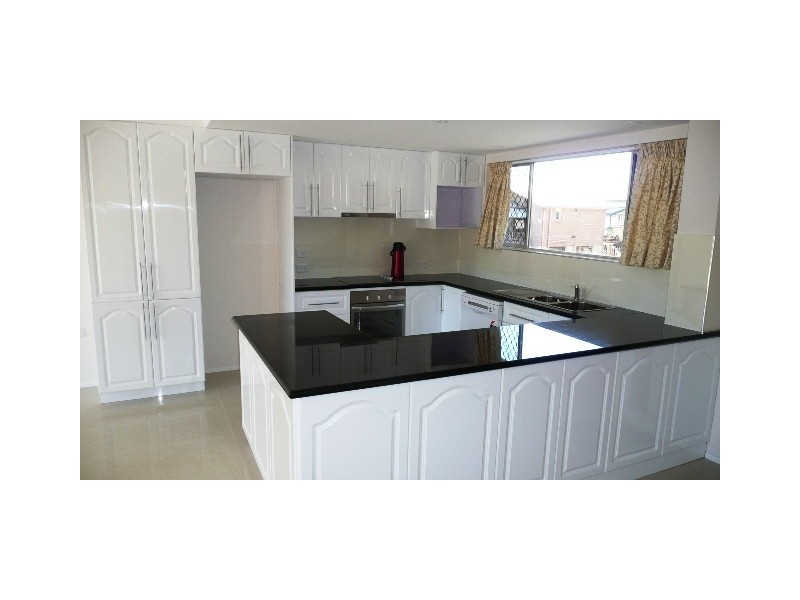Unit 7 128 Marine Parade, Southport QLD 4215