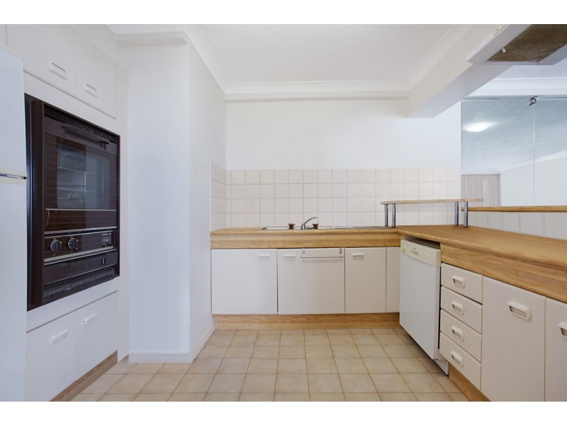 Unit 26E ‘Peninsula’ 5 Clifford Street, Surfers Paradise QLD 4217