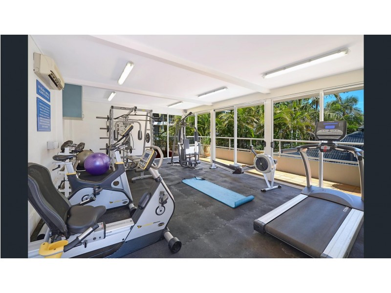 Unit 805 ‘Surfers Century’ 5 Enderley Avenue, Surfers Paradise QLD 4217