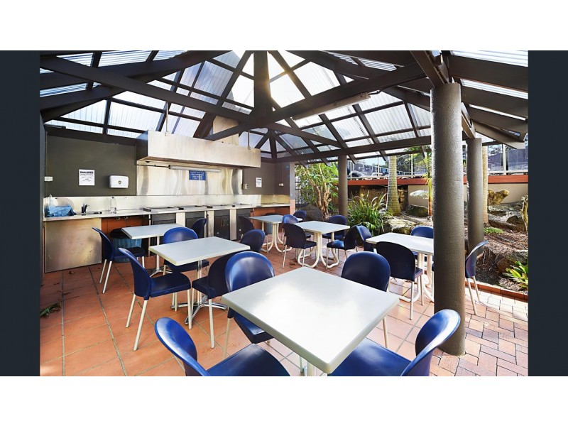 Unit 805 ‘Surfers Century’ 5 Enderley Avenue, Surfers Paradise QLD 4217