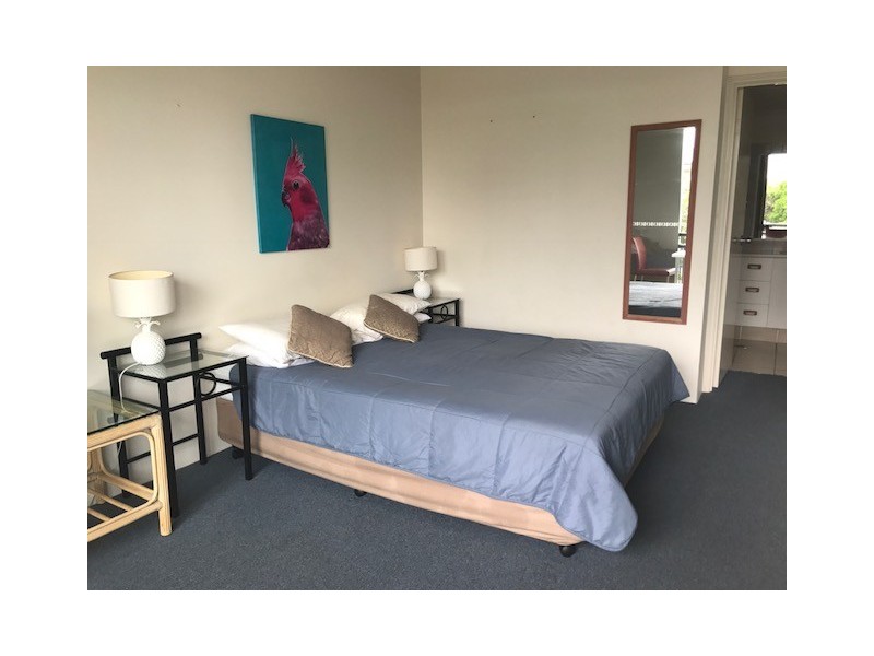 1 Paradise Island Resort, Surfers Paradise QLD 4217