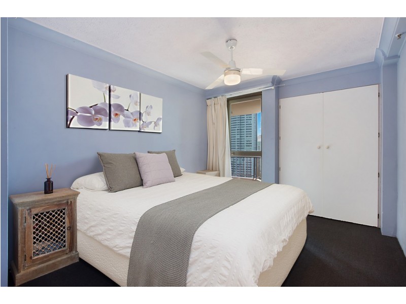 Unit 2104 ‘Surfers Century’ 5 Enderley Avenue, Surfers Paradise QLD 4217