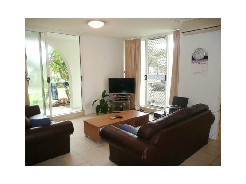 Unit 3 Carlton, 4 Clifford Street, Surfers Paradise QLD 4217