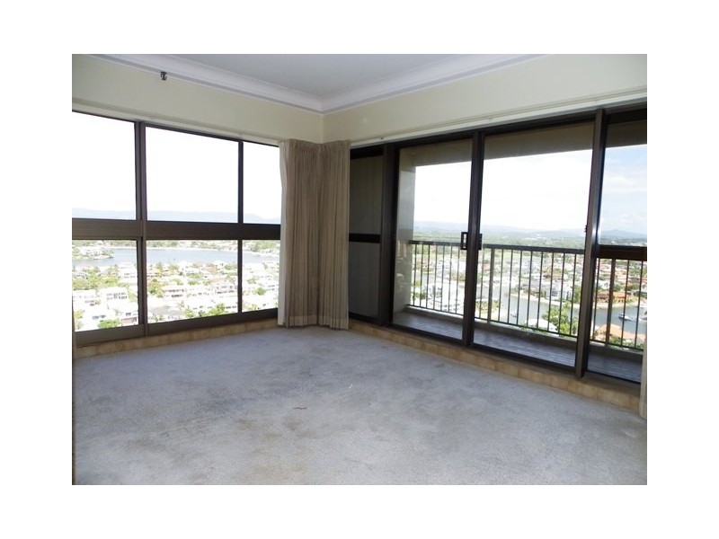 Unit 108 Atlantis West 2 Admiralty Drive, Surfers Paradise QLD 4217