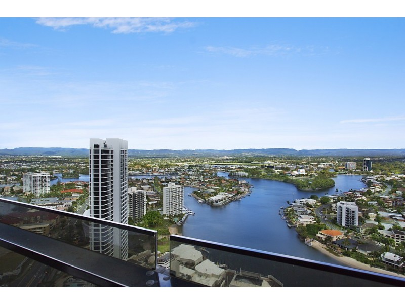 9 Ferny Avenue, Surfers Paradise QLD 4217