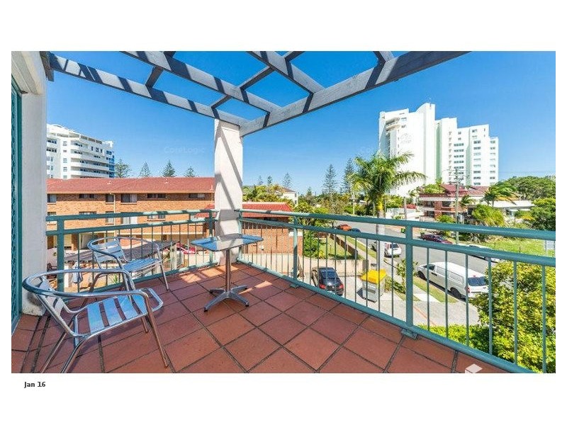 7 Robert Street, Labrador QLD 4215