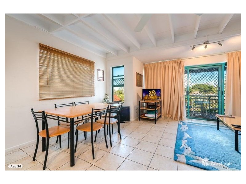 7 Robert Street, Labrador QLD 4215