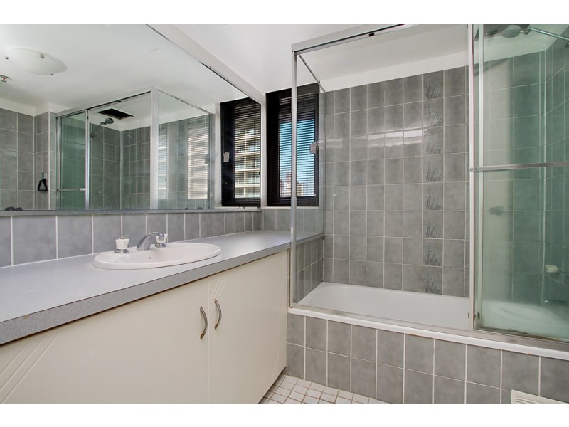 Unit 801 ‘Surfers Century’ 5 Enderley Avenue, Surfers Paradise QLD 4217