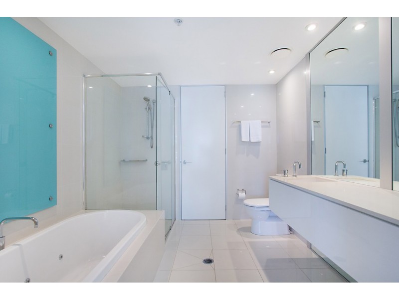 Unit 1304 ‘Q1′ 9 Hamilton Avenue, Surfers Paradise QLD 4217