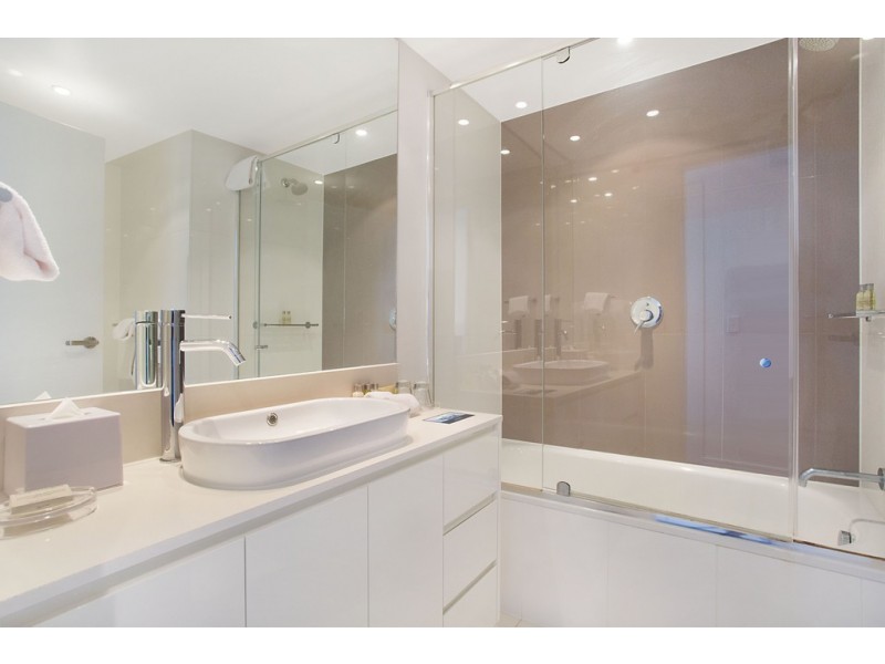 Unit 24204 ‘Hilton’ 3113 Surfers Paradise Boulevard, Surfers Paradise QLD 4217