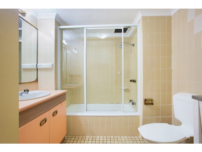 Unit 9 ‘Aristocrat’ 19 Aubrey Street, Surfers Paradise QLD 4217