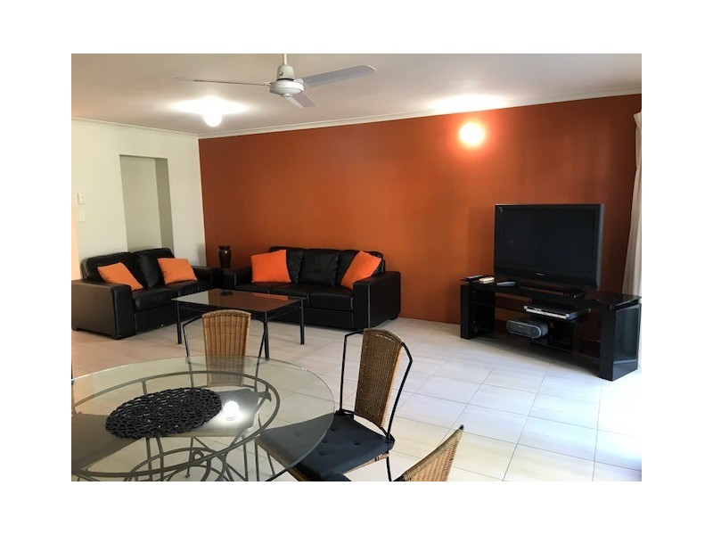 16 Crescent Avenue, Mermaid Beach QLD 4218