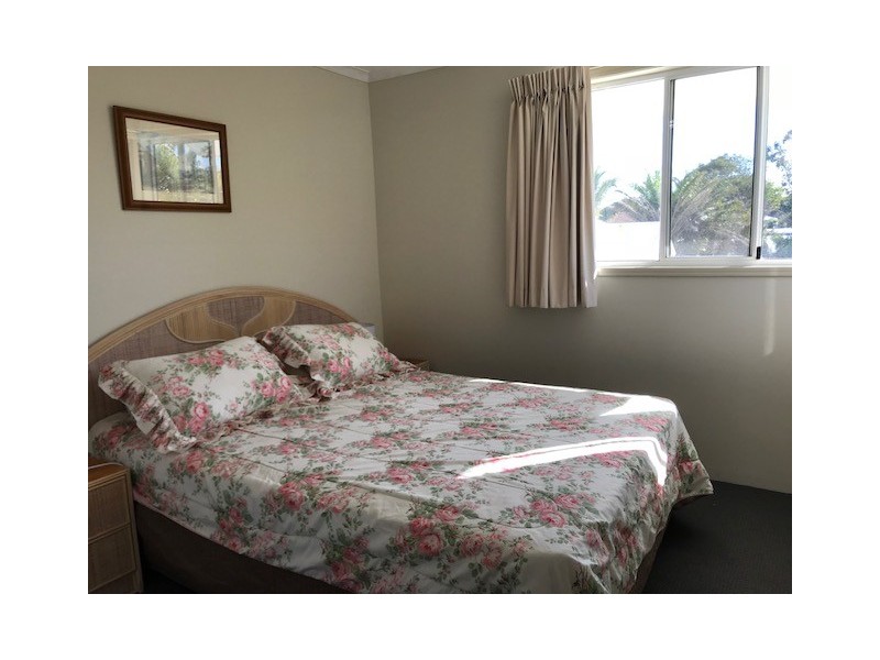 16 Crescent Avenue, Mermaid Beach QLD 4218