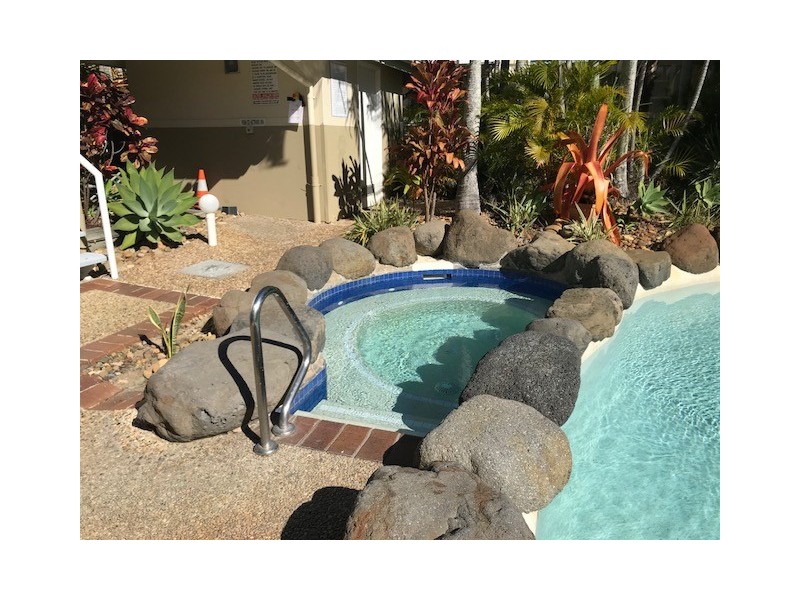 16 Crescent Avenue, Mermaid Beach QLD 4218