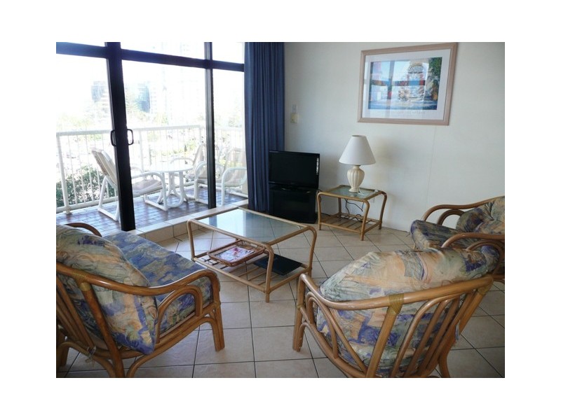 Unit 6H Beachpoint, 3277 Surfers Paradise Blvd, Surfers Paradise QLD 4217
