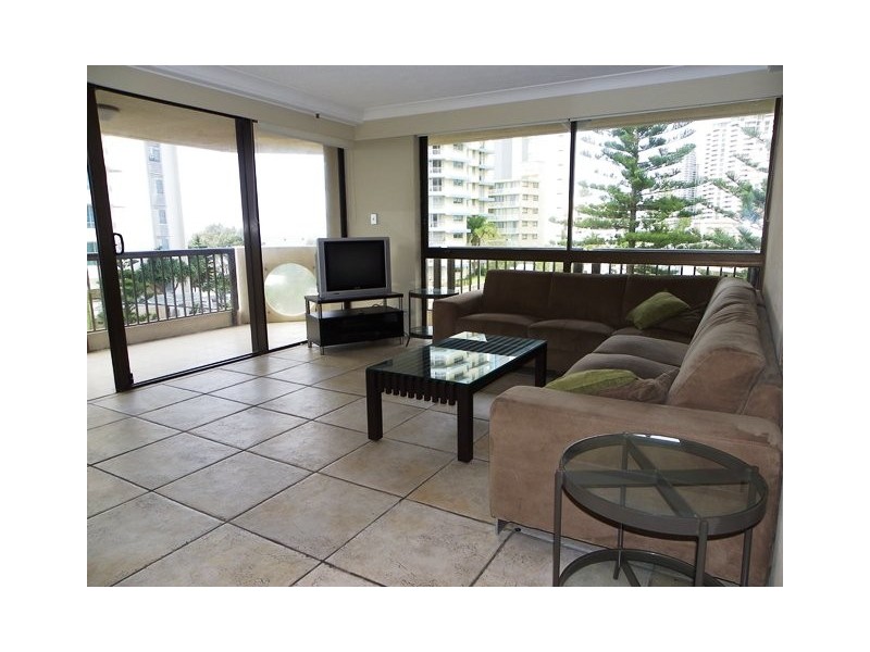 Unit 304 Longbeach, 28 Northcliffe Tce, Surfers Paradise QLD 4217